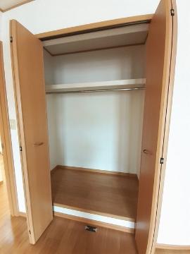 収納　クローゼット