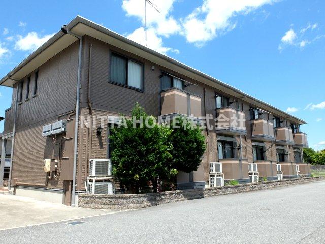 建物外観　ネット無料◇コンビニやスーパーなどが徒歩圏内で便利です◎