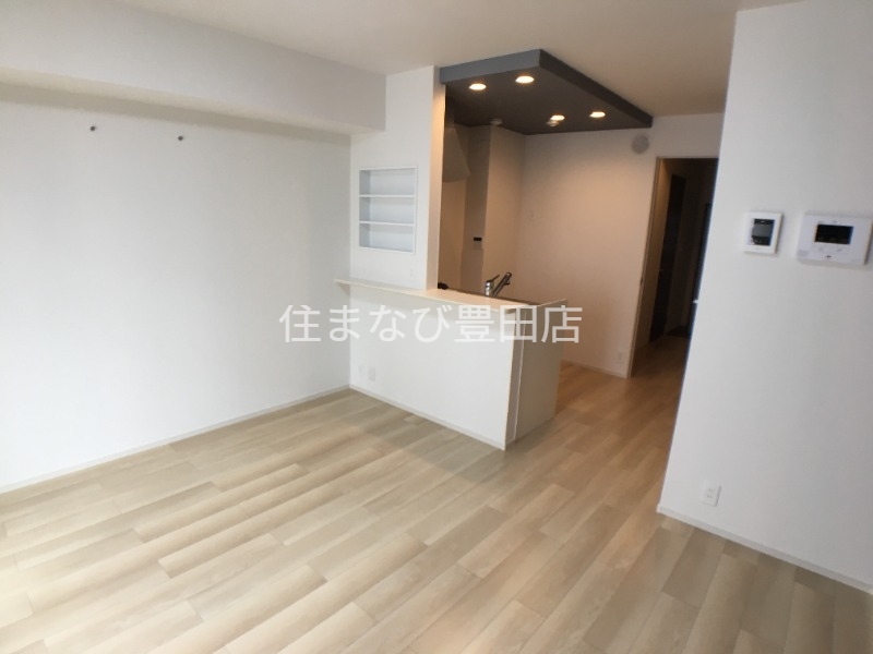 居室・リビング　同型別部屋写真