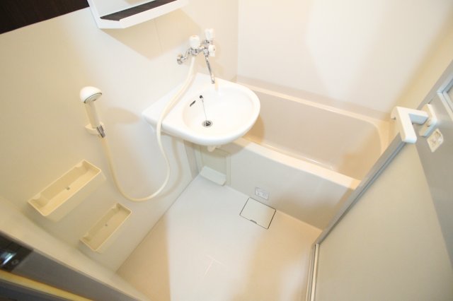 バス・シャワールーム　ユニットバス