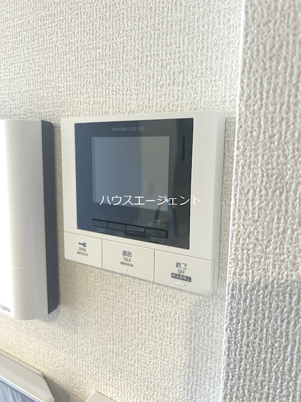 トイレ　トイレはウォシュレット付です。※参考写真（写真は別号室）