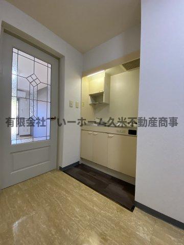 キッチン　コンパクトなキッチンで掃除もラクラク