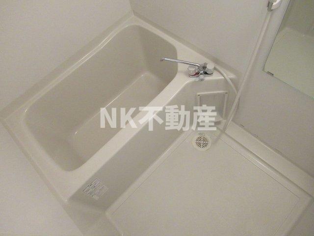 バス・シャワールーム　お風呂で日々の疲れを落としましょう