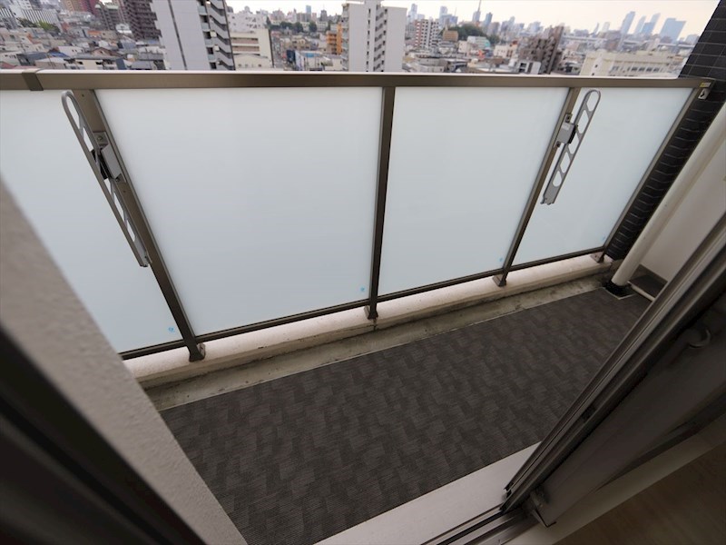 バルコニー　バルコニー