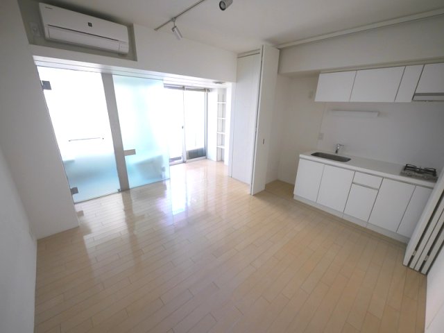 居室・リビング　居室