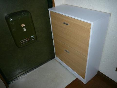 ハイツティアラ　玄関　玄関