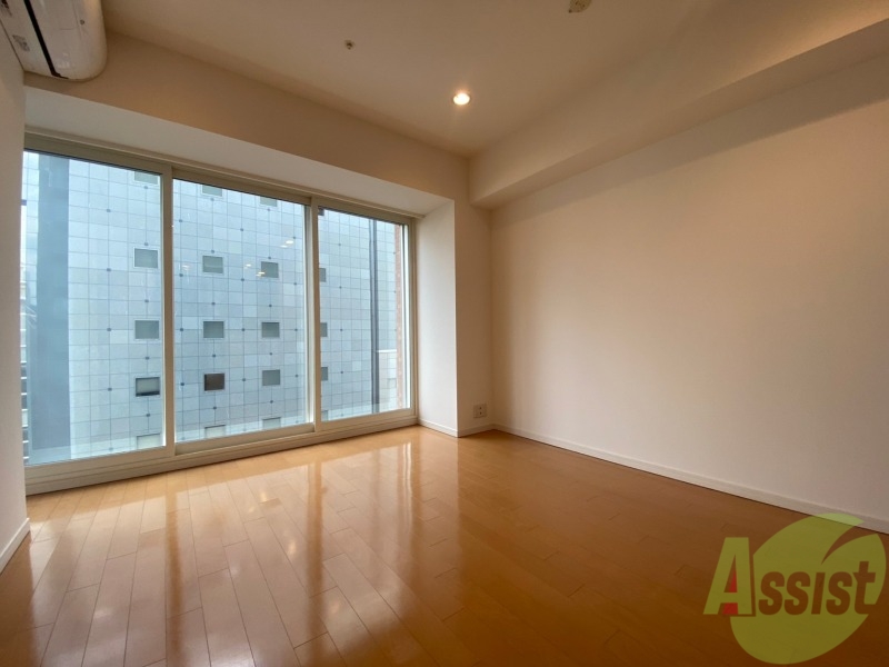 居室・リビング　広くてキレイなお部屋が広がっていて、充実した生活が送れそう。