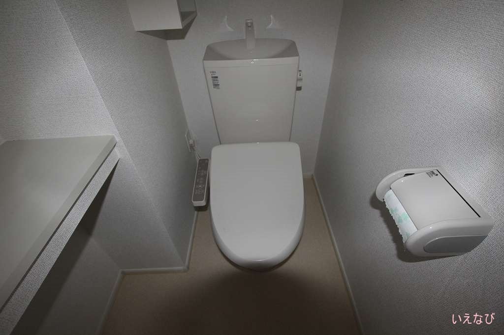 ＪＲ山陽本線 福山駅 徒歩40分 2階建 築10年のトイレ写真