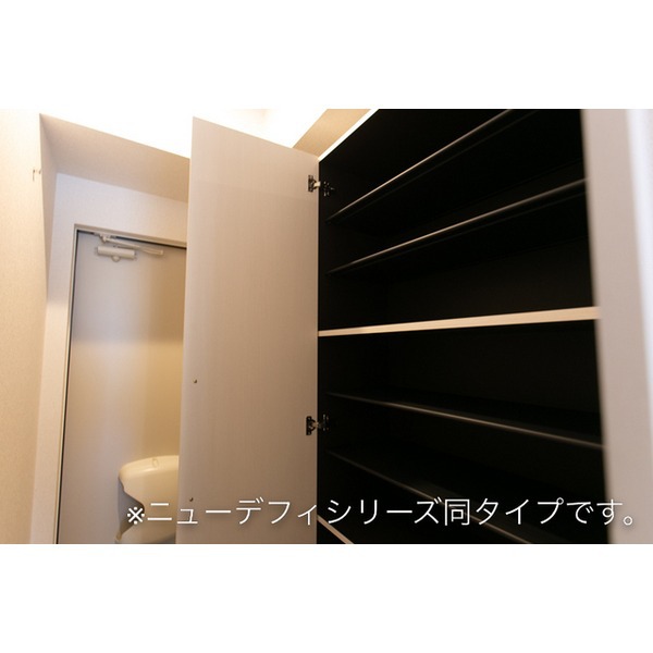 玄関　※イメージ