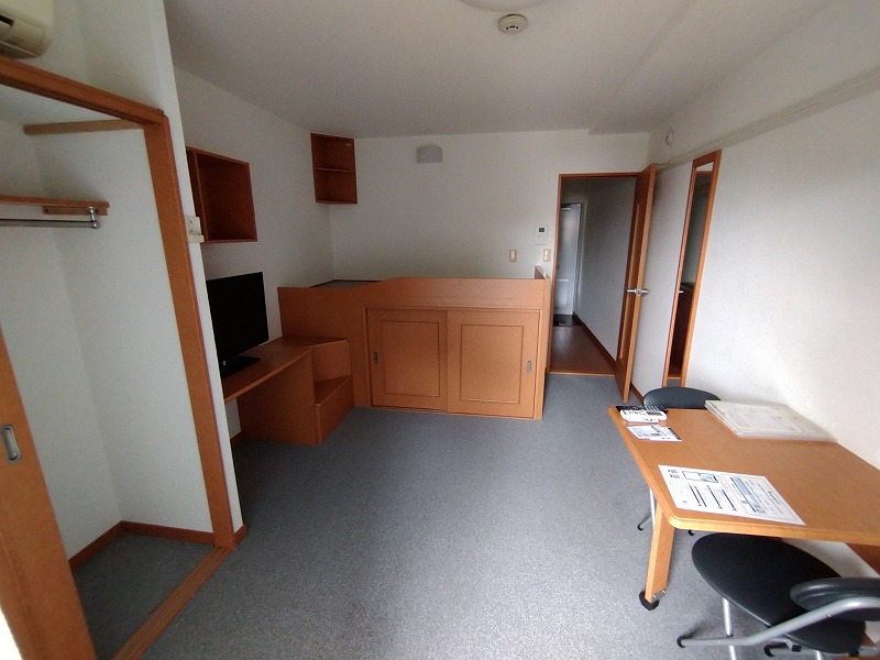 居室・リビング　1階はフローリング仕様です。