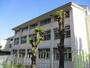 小学校　神戸市立こうべ小学校（小学校）まで611m