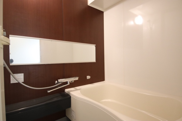 バス・シャワールーム　※別室の参考写真の為、現況優先です。