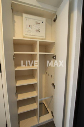 玄関　反転タイプ