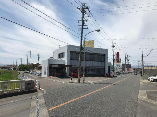 銀行　十六銀行島支店（銀行）まで573m