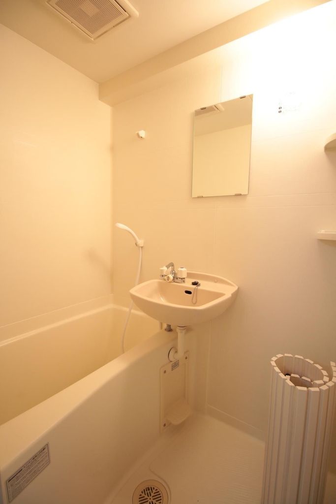 バス・シャワールーム　洗面