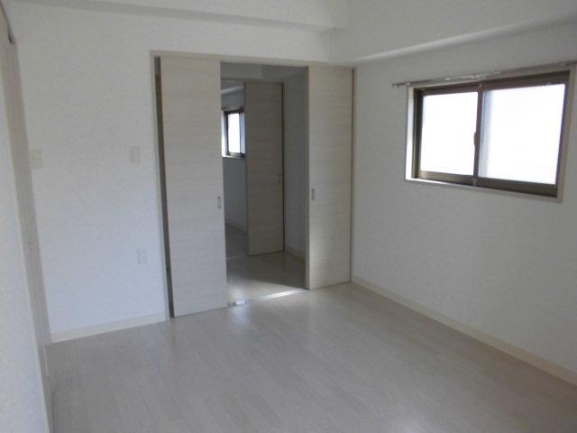 収納　サンマリアージュ