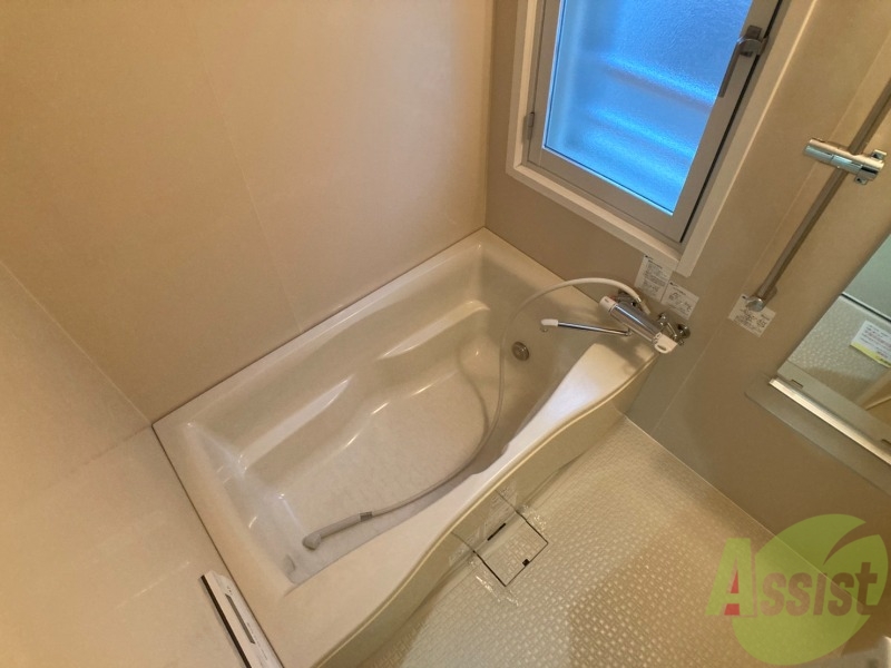 バス・シャワールーム　お風呂です。ゆっくりお風呂につかるのも体に良いですね～