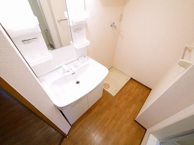 洗面設備　洗面所です