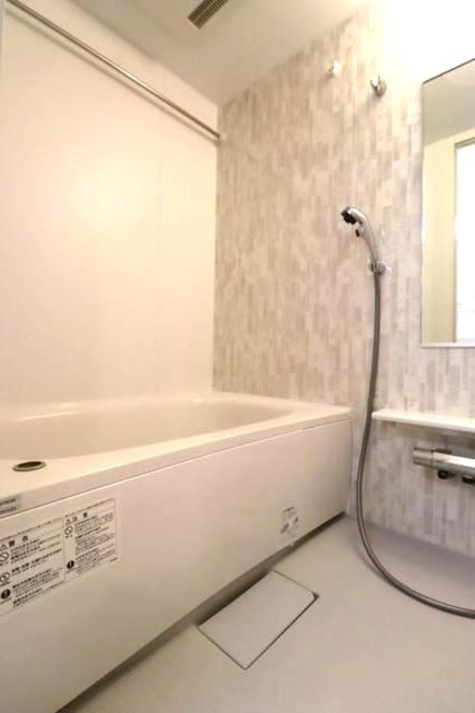 バス・シャワールーム　浴室