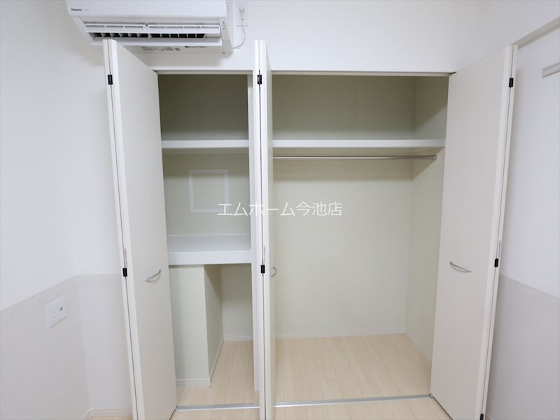 収納　クローゼット（収納スペース充実しています）