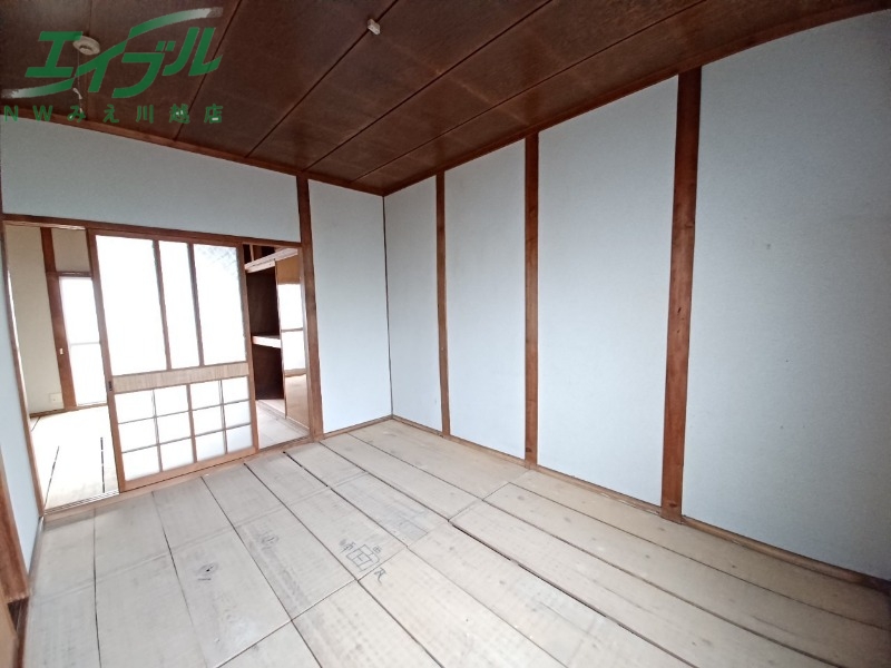 居室・リビング　同型別部屋写真になります。