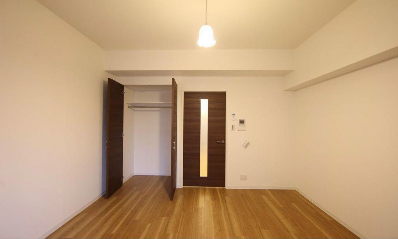 居室・リビング　洋室7.5帖　クローゼット付（収納充実してます）