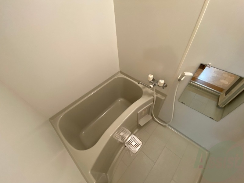 バス・シャワールーム　お風呂です！一日の疲れを癒してくださいね！