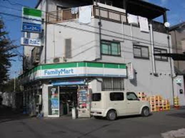 コンビニ　ファミリーマート藤原春日町店（コンビニ）まで249m
