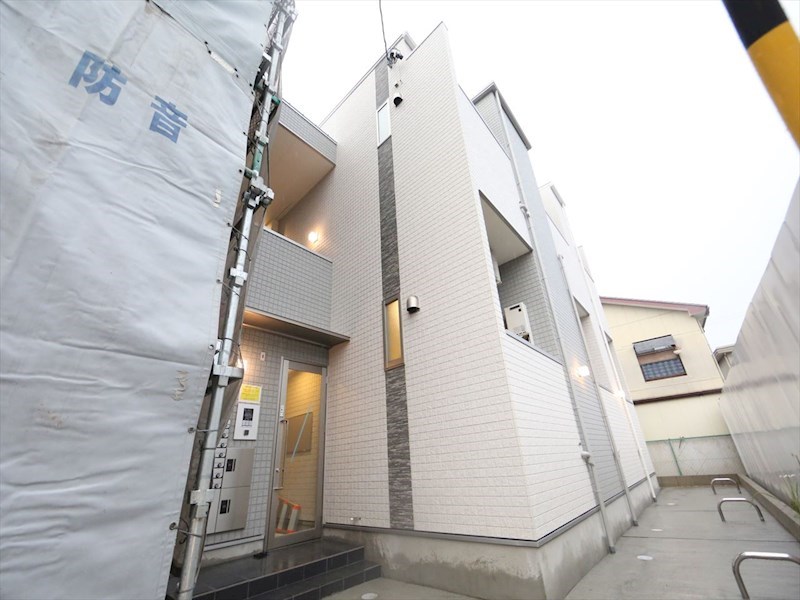 建物外観　外観　オートロック付　宅配ＢＯＸ有り　デザイナーズ