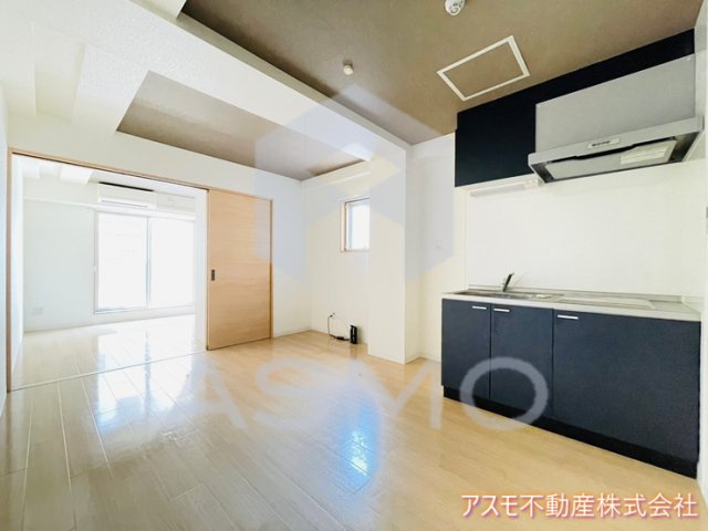居室・リビング　同マンション別部屋　参考写真
