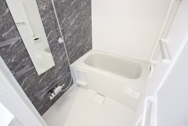 バス・シャワールーム　※別室の参考写真の為、現況優先です。