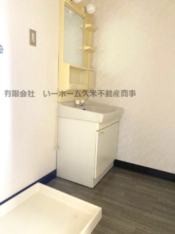 洗面設備　使いやすい洗面所です