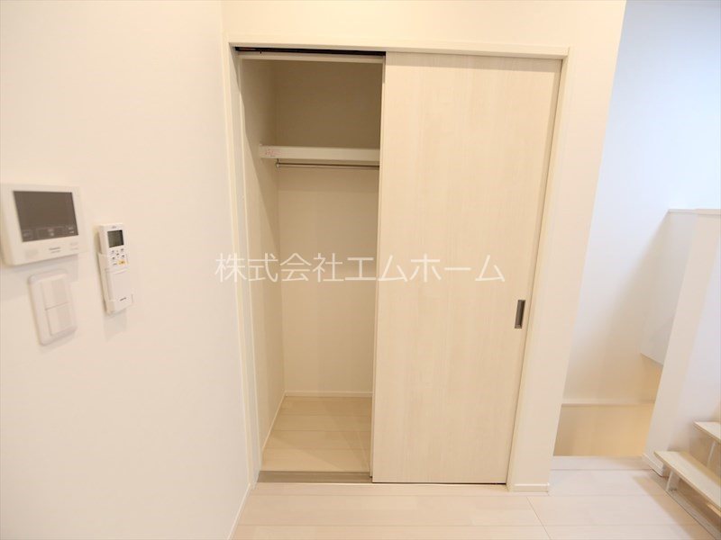 収納　クローゼット（収納充実してます）　同型写真