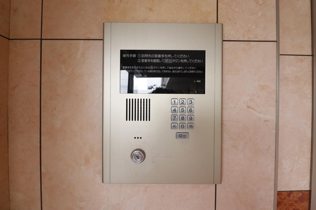 セキュリティ　安心のオートロック付きです♪