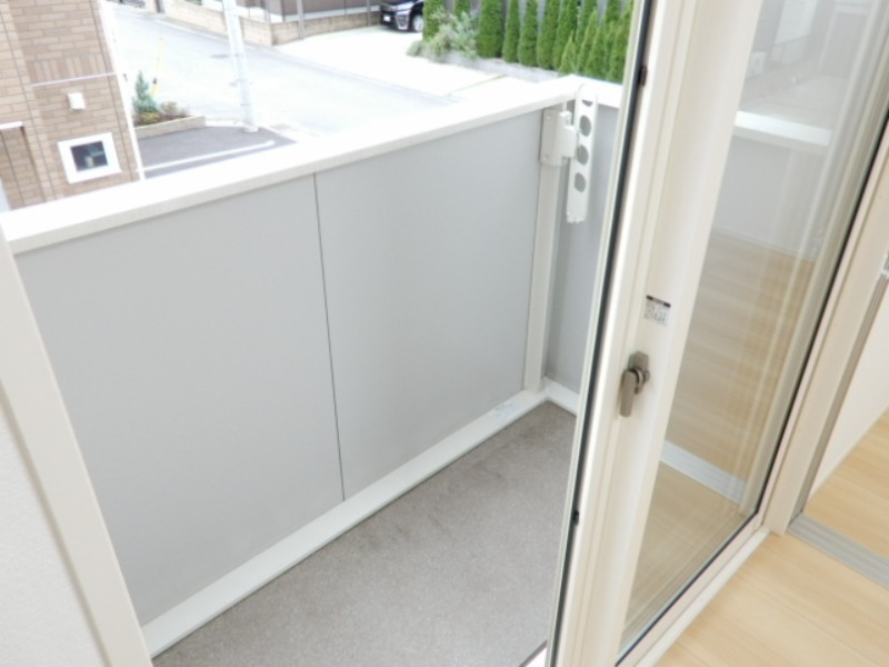 バルコニー　図面と現状に相違がある場合には現状を優先