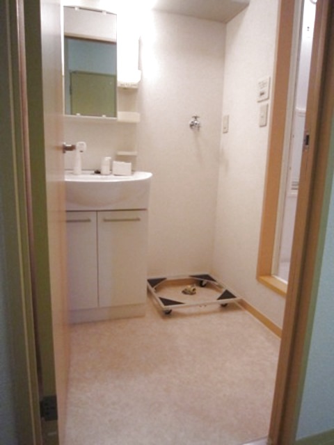 その他部屋・スペース　ゆったりとした脱衣所スペースあり！