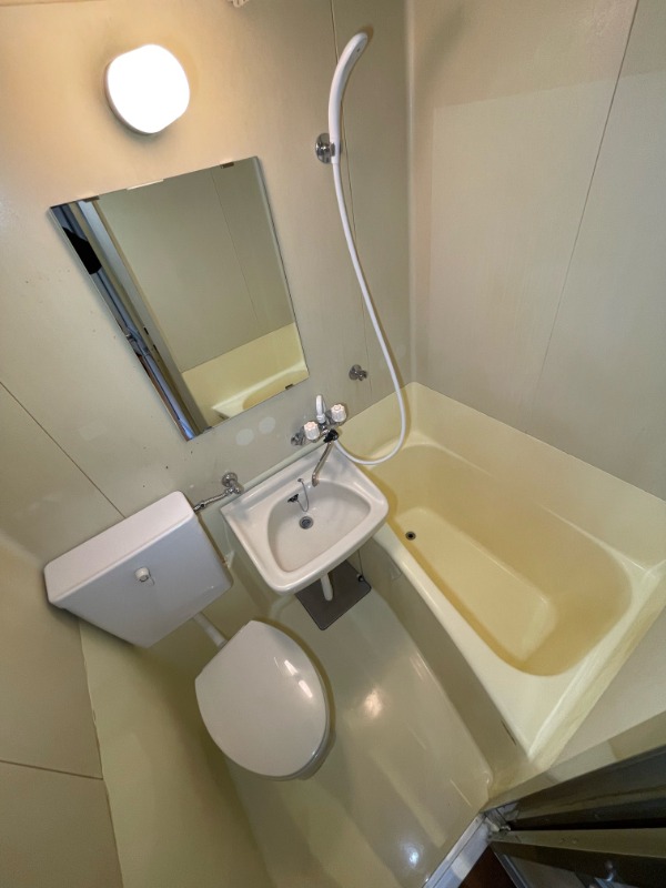 バス・シャワールーム　※他部屋写真使用