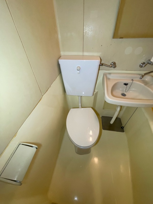 トイレ　※他部屋写真使用