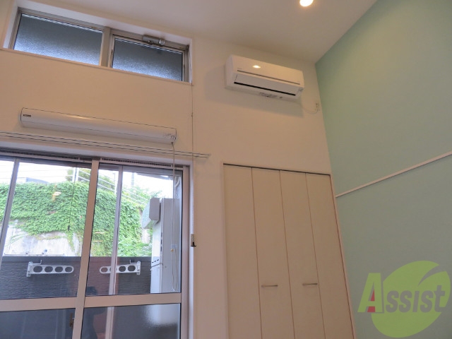その他設備　エアコン付きなので、室温に悩まされる必要はありません。