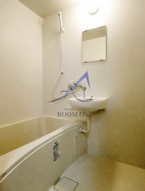 バス・シャワールーム　お風呂です。