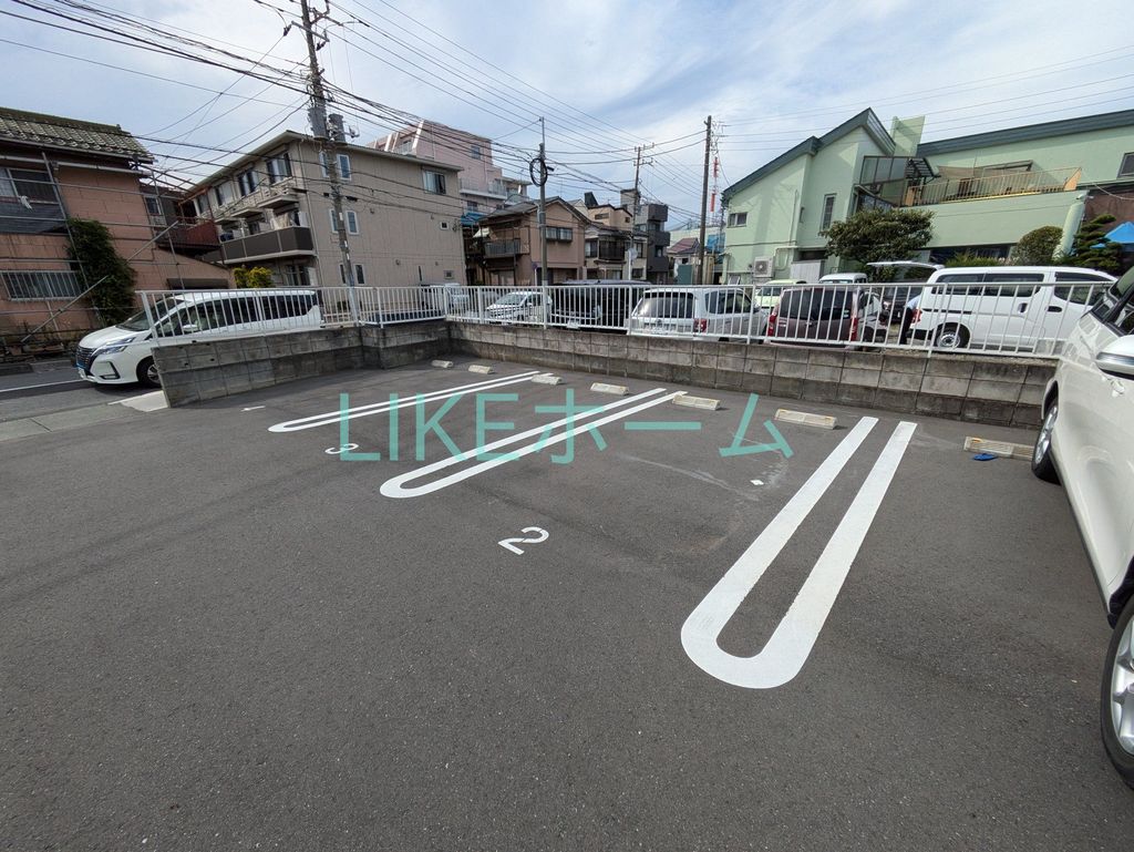 駐車場　駐車場