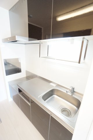 キッチン　※同物件・反転タイプの写真です。