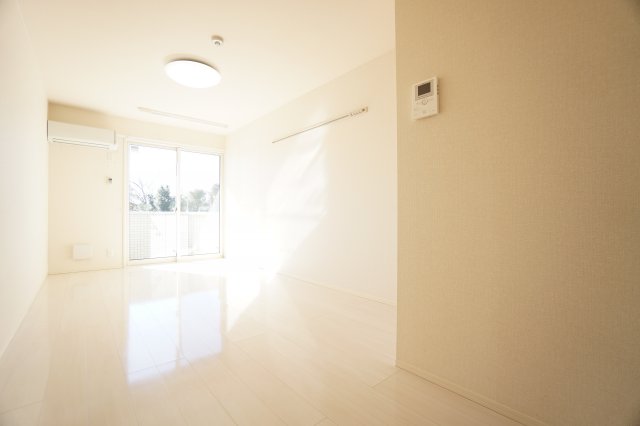 その他部屋・スペース　※同物件・反転タイプの写真です。