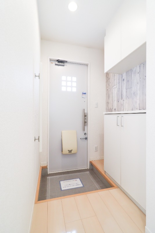 玄関　図面と現状に相違がある場合には現状を優先