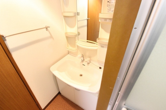 洗面設備　※別部屋の写真です