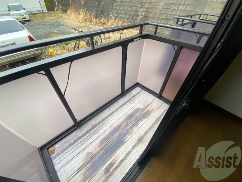 バルコニー　バルコニーはこちらです。洗濯も干せます。