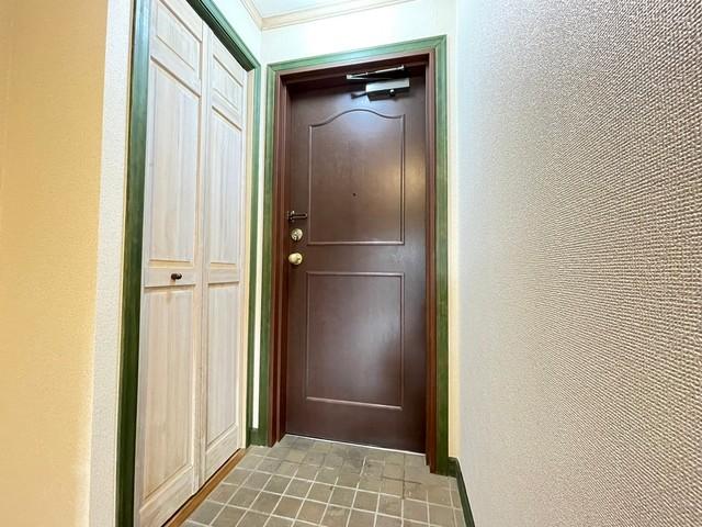 玄関　※退去前参考写真※