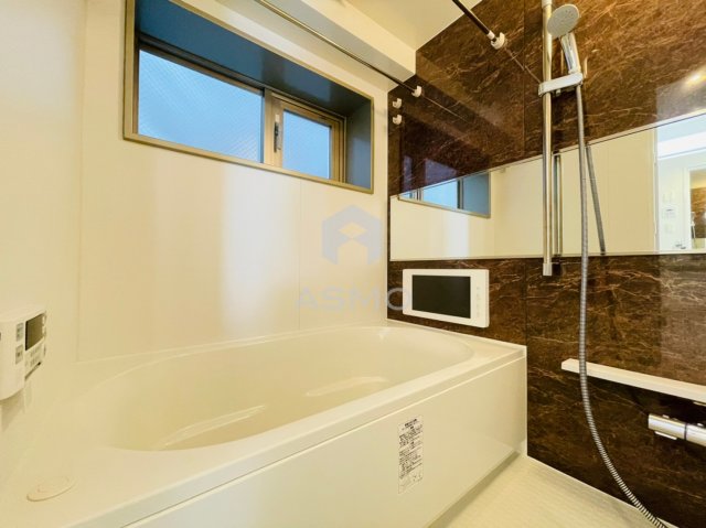 バス・シャワールーム　同マンション参考写真