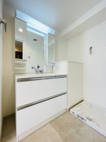 洗面設備　同マンション参考写真