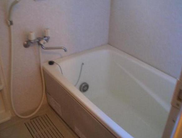 バス・シャワールーム　※別部屋参考写真